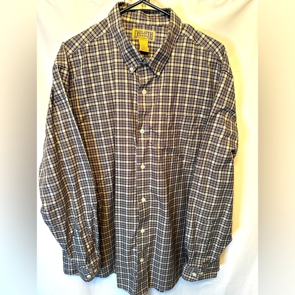 Duluth Trading Co. Men’s XL Button Down Black, White Red Plaid Mint Condition - Picture 1 of 8